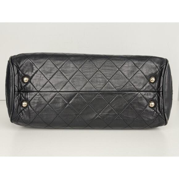 Chanel Timeless Tote Bag Black Leather - Picture 6 of 16